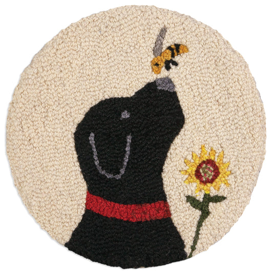 Hooked Wool Chair Pad - Bee My Friend - 14" Round Chair Pad